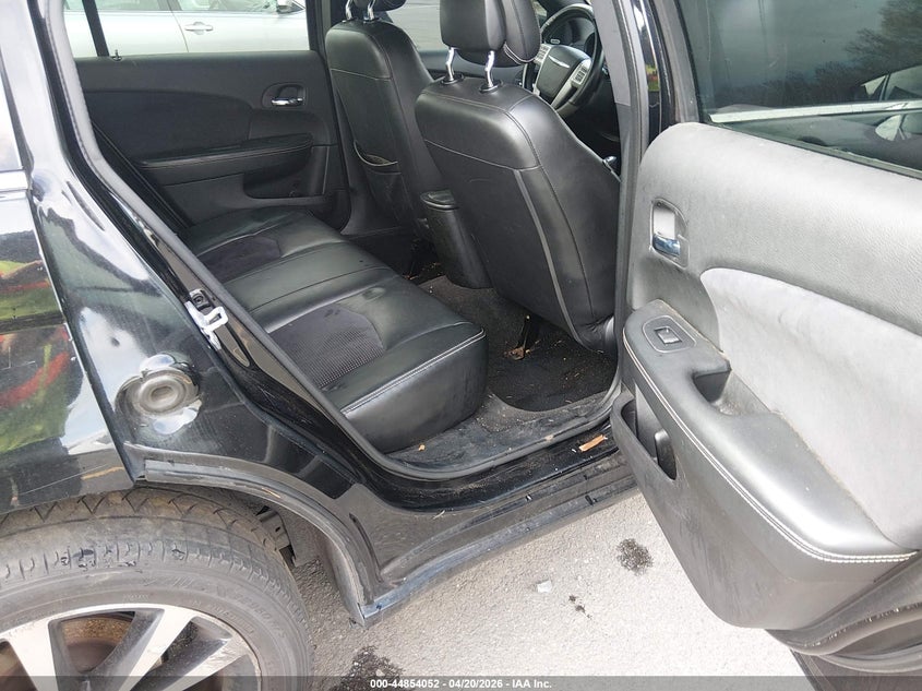 CHRYSLER 200 2012 VIN 1C3CCBHG4CN145829