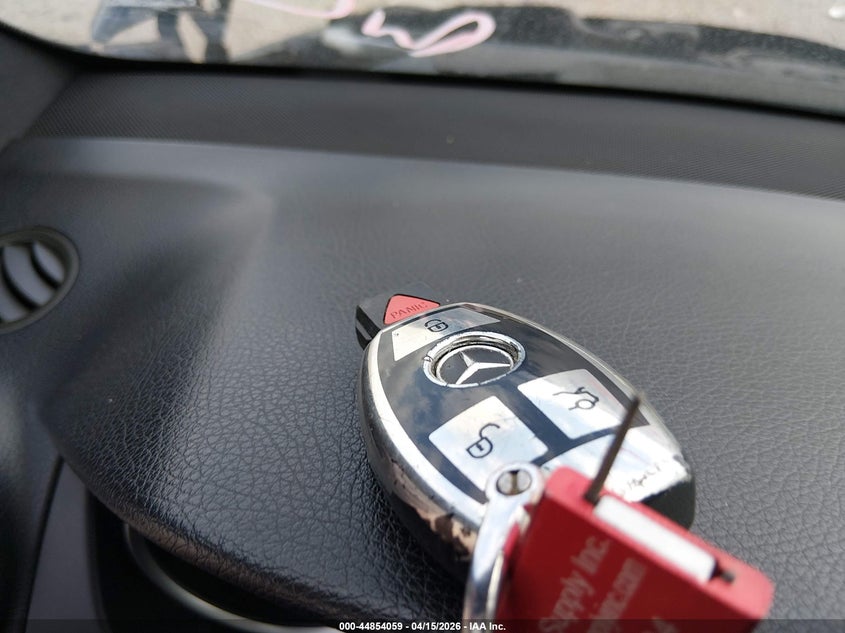 2015 Mercedes-Benz C 250 VIN: WDDGJ4HB2FG400804 Lot: 44854059