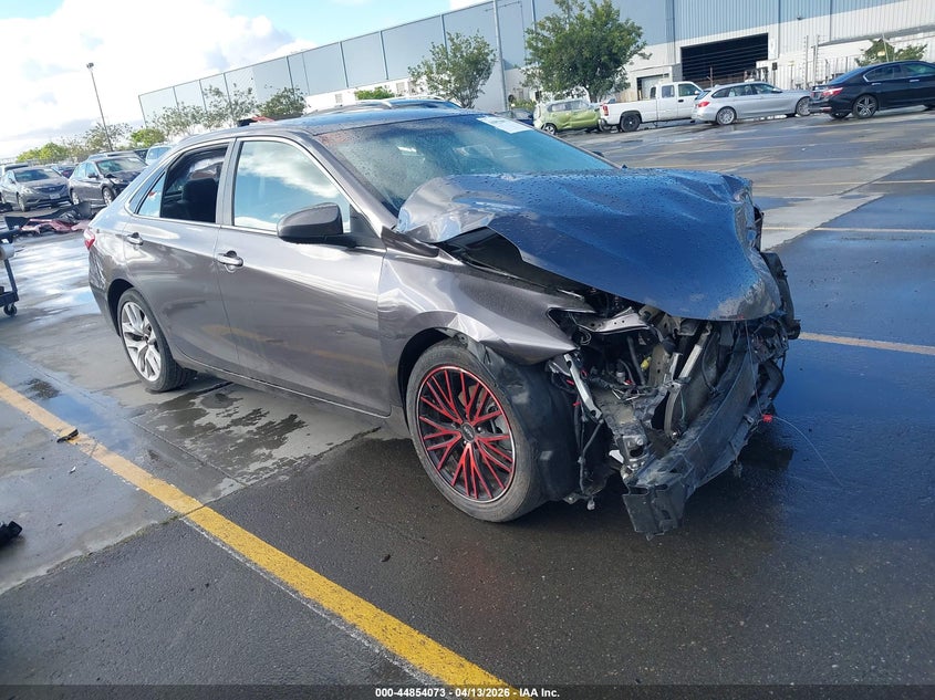 2016 Toyota Camry Se