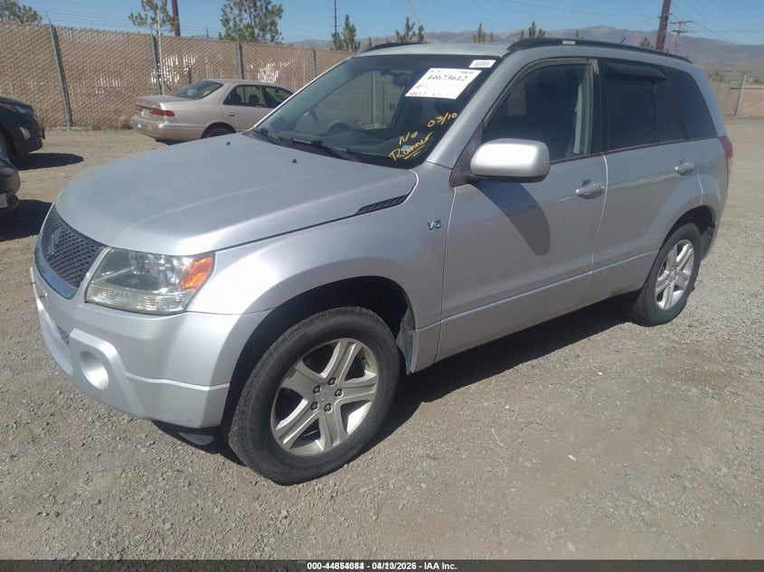 2006 Suzuki Grand Vitara Luxury