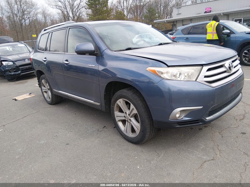2013 Toyota Highlander Limited V6