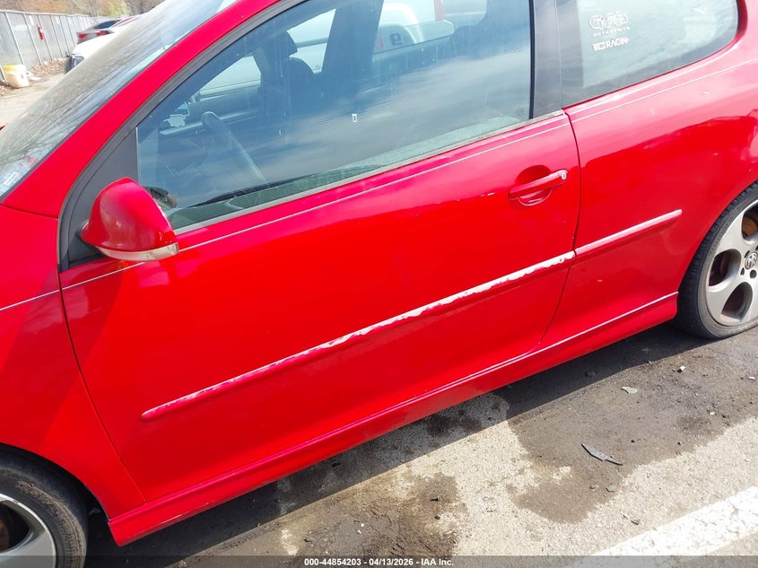 2008 Volkswagen Gti 2-Door VIN: WVWFV71K48W133986 Lot: 44854203