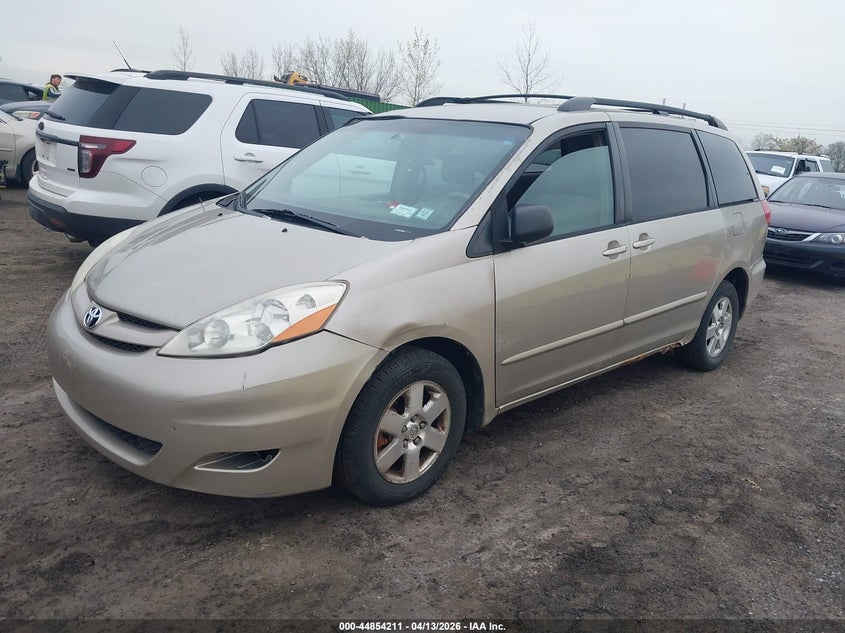 2007 Toyota Sienna Le