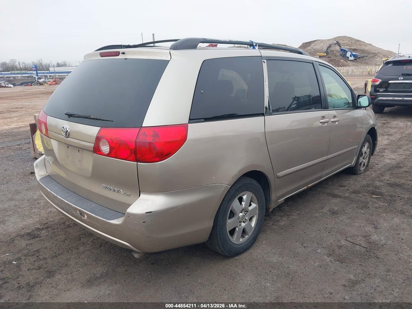 2007 Toyota Sienna Le