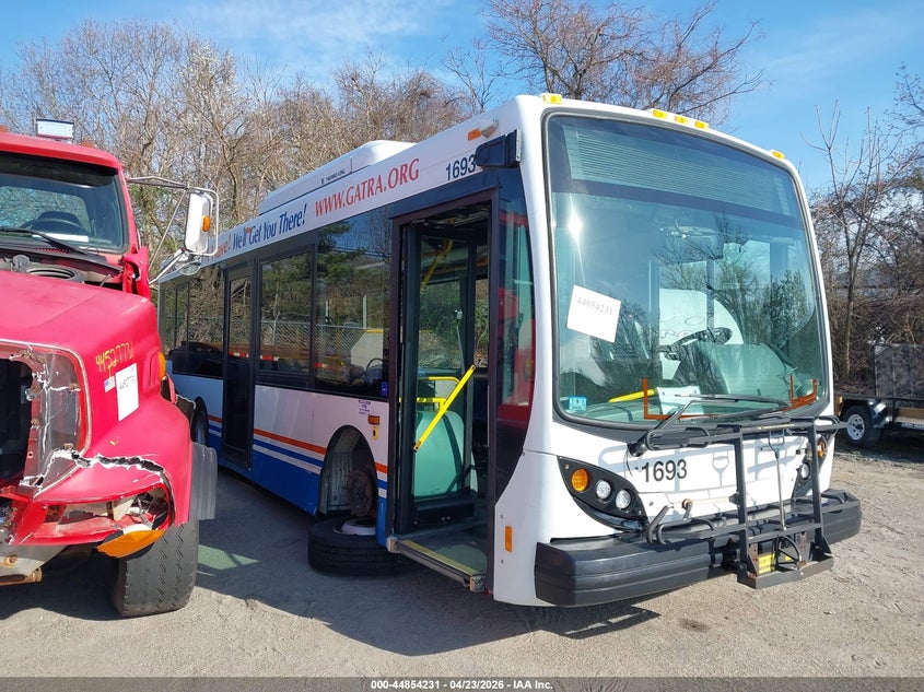 2015 NEW FLYER MIDI auction photo 1