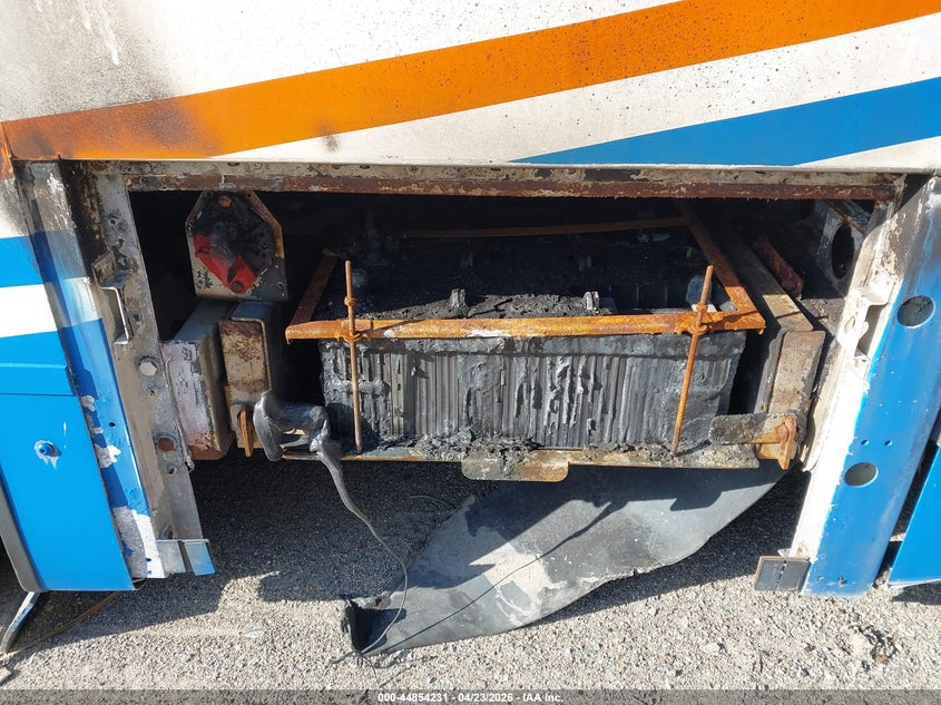 2015 NEW FLYER MIDI auction photo 6