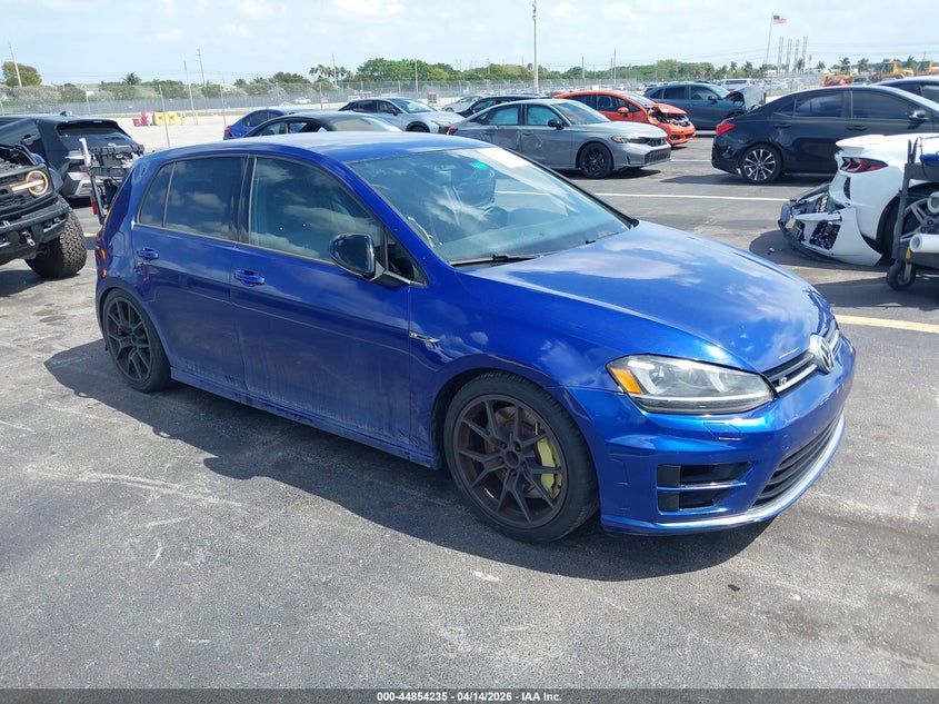 2016 Volkswagen Golf R 4-Door