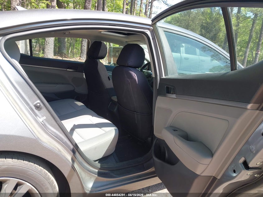 2018 Hyundai Elantra Value Edition VIN: 5NPD84LF3JH268966 Lot: 44854291