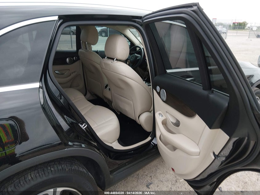 2019 Mercedes-Benz Glc 300 VIN: WDC0G4JB4KV170686 Lot: 44854328