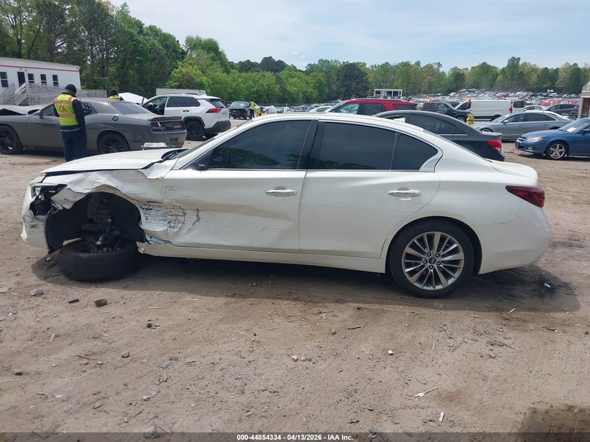 2019 Infiniti Q50 3.0T Luxe VIN: JN1EV7AP6KM513229 Lot: 44854334