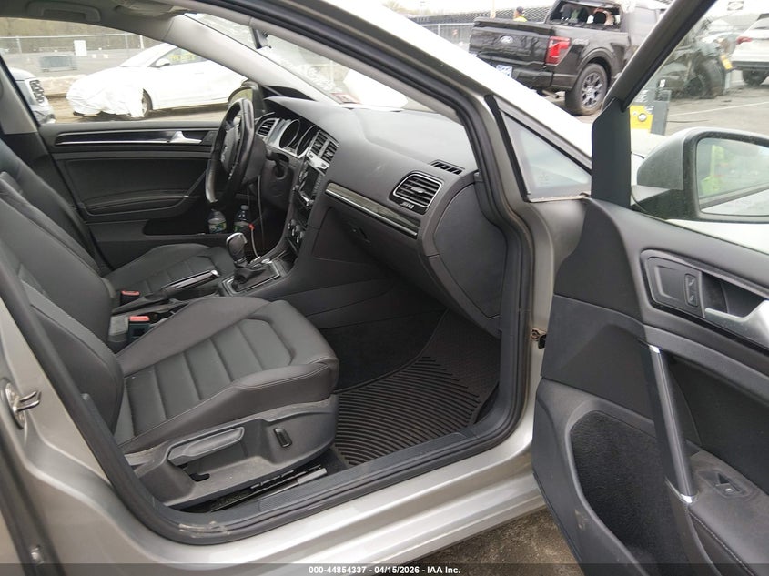 2015 Volkswagen Golf Tsi Sel 4-Door