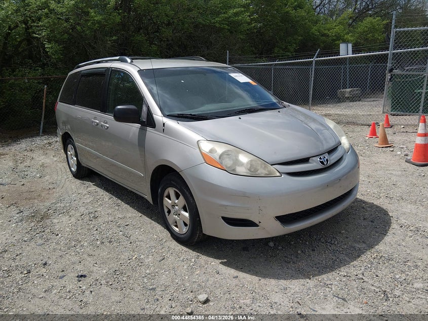 2009 Toyota Sienna Le