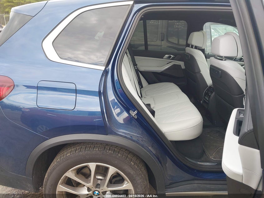 2023 BMW X5 xDrive40I VIN: 5UXCR6C03P9P50000 Lot: 44854403