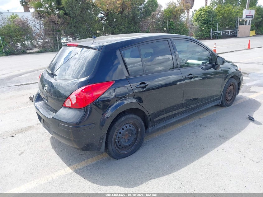 2012 Nissan Versa 1.8 S