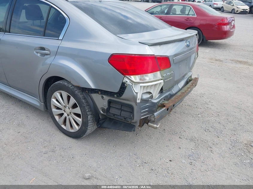 2011 SUBARU LEGACY auction photo 6
