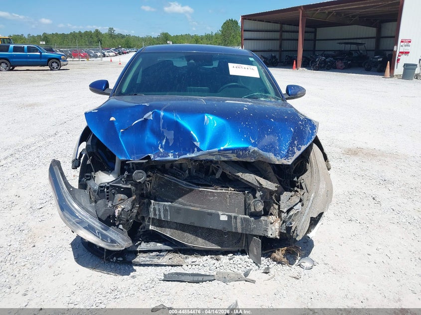 2020 Kia Forte 2.0 Lxs blue Lot 111044854476 Vin 3KPF24AD9LE178434