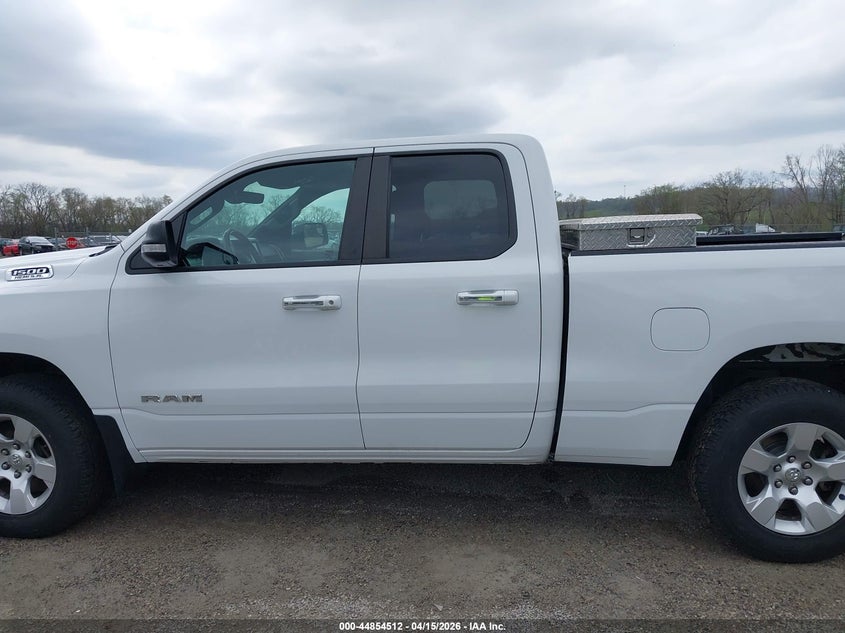 2019 Ram 1500 Big Horn/Lone Star 4X4 6'4 Box VIN: 1C6SRFBT6KN892101 Lot: 44854512