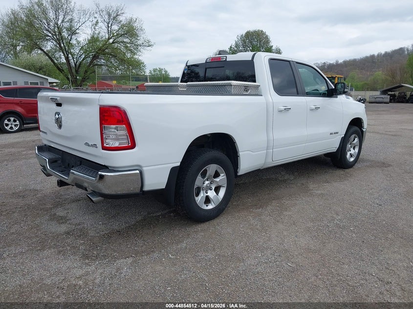2019 Ram 1500 5.7 Ram Big Horn/Lone Star 4X4 6'4 Box white Lot 111044854512 Vin 1C6SRFBT6KN892101
