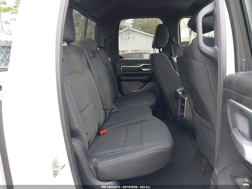 2019 Ram 1500 Big Horn/Lone Star 4X4 6'4 Box VIN: 1C6SRFBT6KN892101 Lot: 44854512