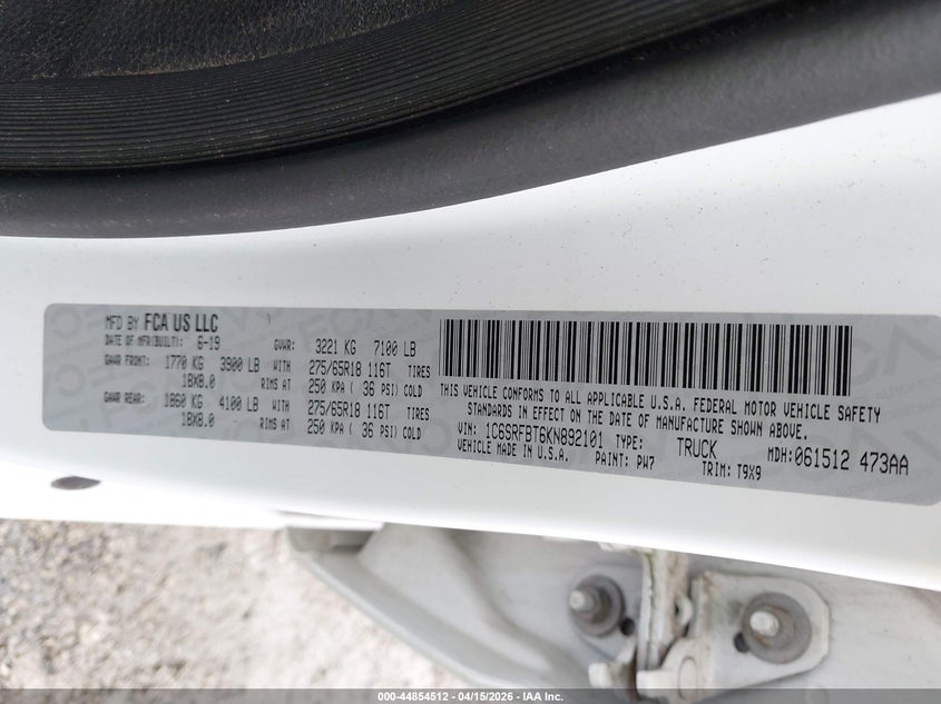 2019 Ram 1500 Big Horn/Lone Star 4X4 6'4 Box VIN: 1C6SRFBT6KN892101 Lot: 44854512