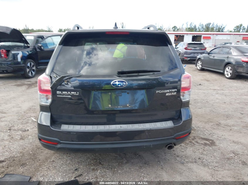 2017 Subaru Forester 2.5I Premium VIN: JF2SJAEC4HH573318 Lot: 44854522