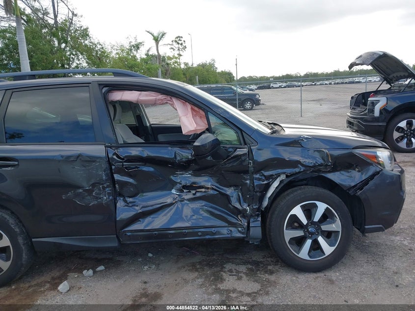 2017 Subaru Forester 2.5I Premium VIN: JF2SJAEC4HH573318 Lot: 44854522