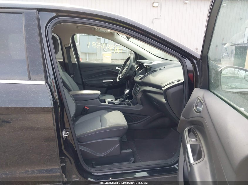 2019 Ford Escape 1.5 Se black Lot 111044854581 Vin 1FMCU9GD3KUB53221