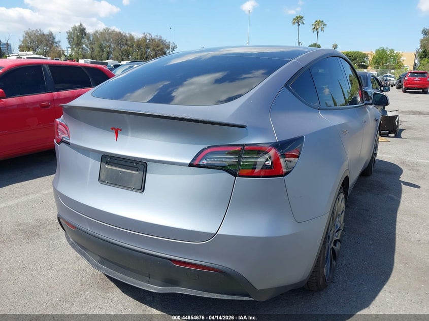 2023 Tesla Model y Performance Dual Motor All-Wheel Drive grey Lot 111044854676 Vin 7SAYGDEF5PF774634