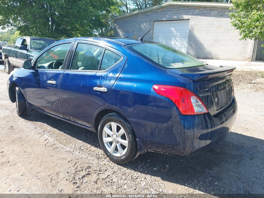 2014 Nissan Versa 1.6 Sv