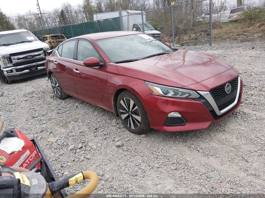 2022 NISSAN ALTIMA SV FWD