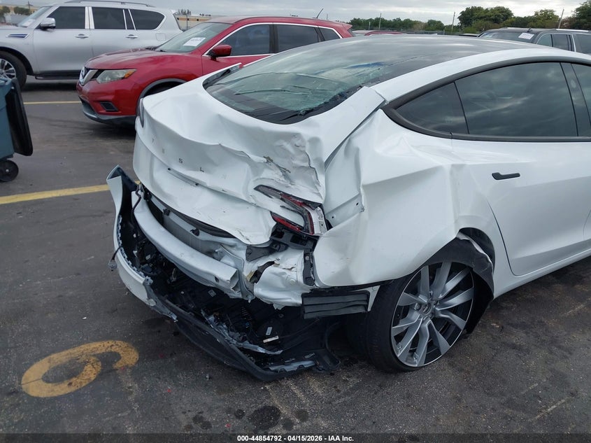 5YJ3E1EA5SF044151 2025 Tesla Model 3 Long Range Rear-wheel Drive standard Rear-wheel Drive White