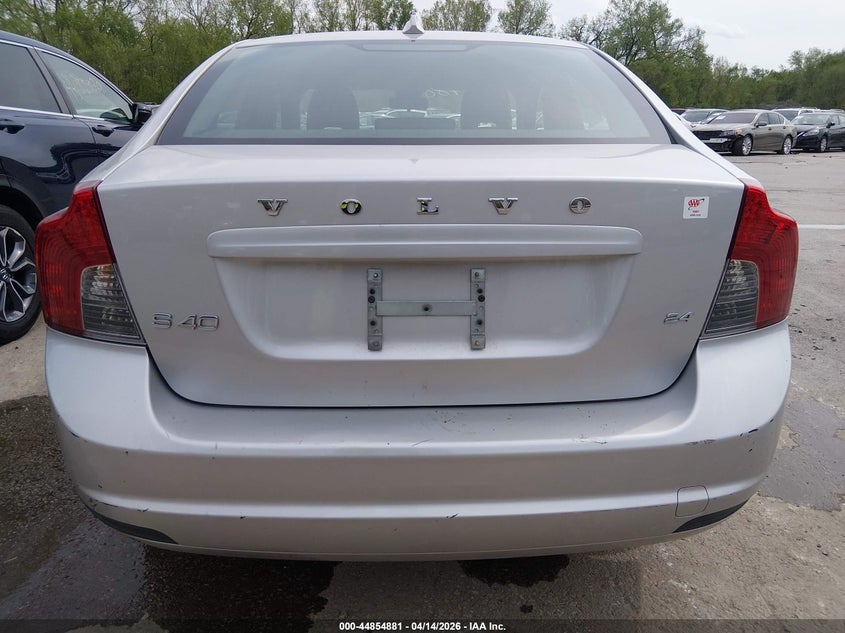 2010 Volvo S40 2.4I VIN: YV1382MS1A2497640 Lot: 44854881
