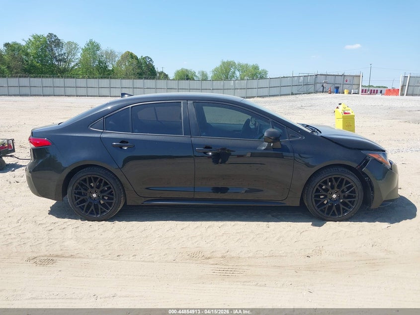 2020 Toyota Corolla Le VIN: 5YFEPRAE9LP122057 Lot: 44854913