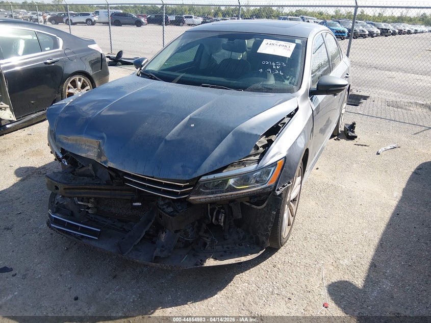 2017 Volkswagen Passat 1.8T Se