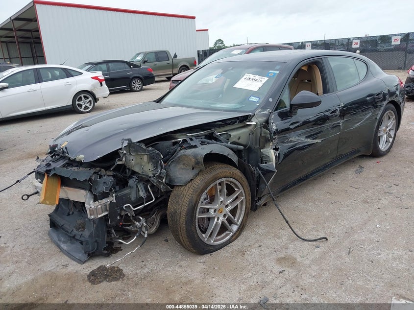 2016 Porsche Panamera 4