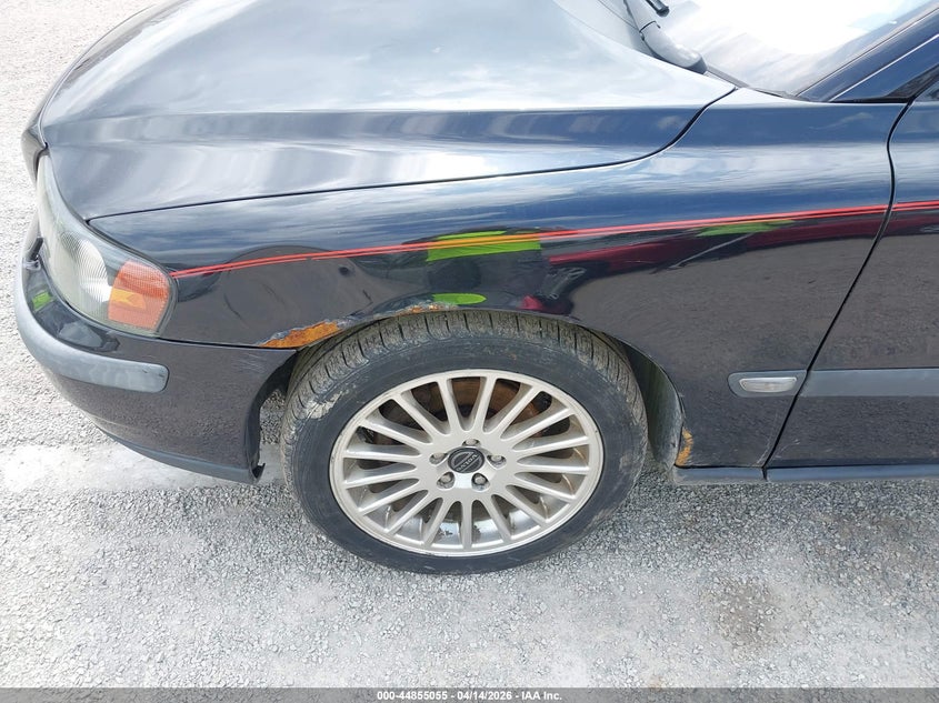2004 Volvo S60 2.5T VIN: YV1RS59V042411531 Lot: 44855055