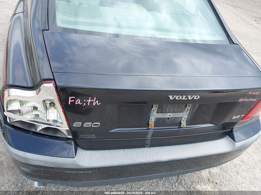 2004 Volvo S60 2.5T VIN: YV1RS59V042411531 Lot: 44855055