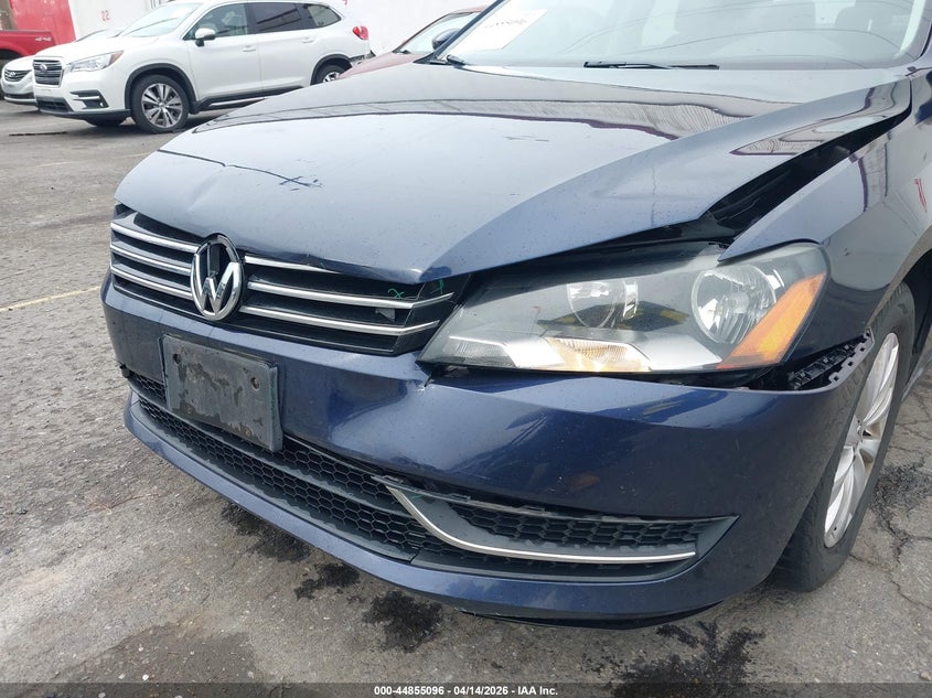 2015 Volkswagen Passat 1.8T Wolfsburg Edition VIN: 1VWAT7A34FC071381 Lot: 44855096