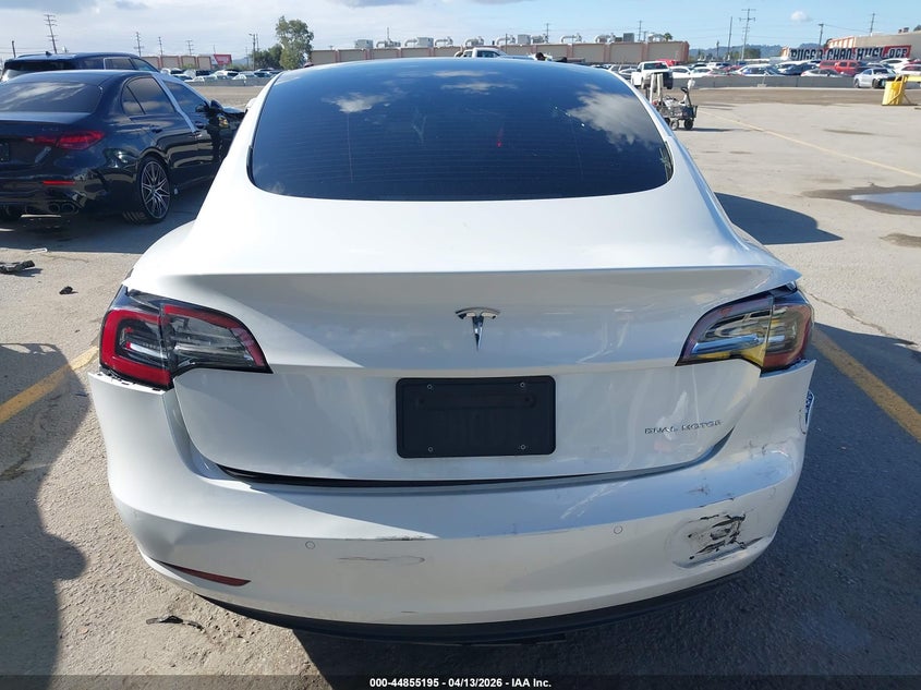 2022 Tesla Model 3 Long Range Dual Motor All-Wheel Drive white Lot 111044855195 Vin 5YJ3E1EB5NF236974