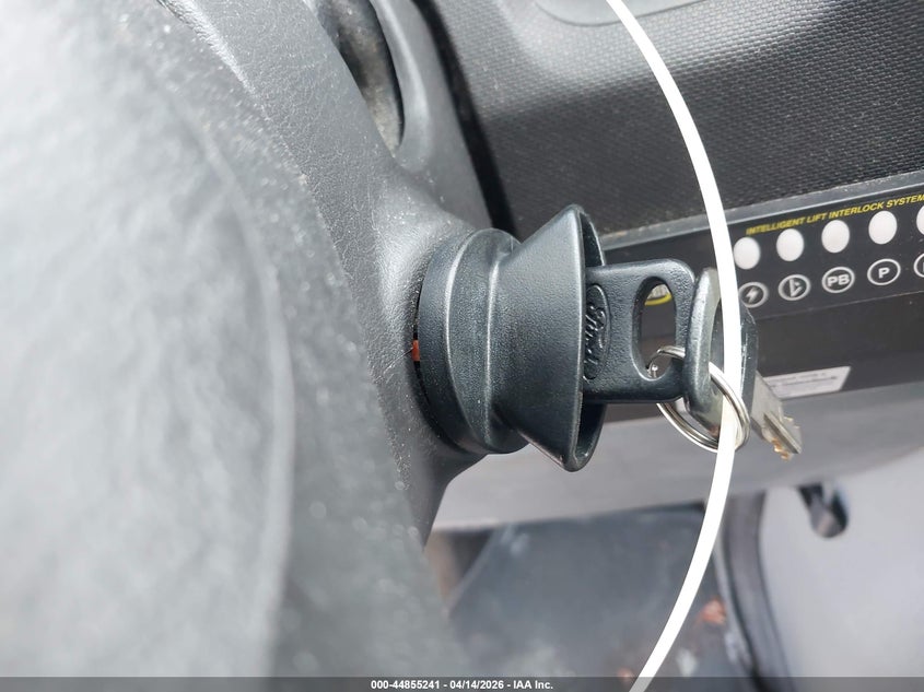 2012 Ford E-150 Xlt VIN: 1FMNE1BL4CDA05201 Lot: 44855241