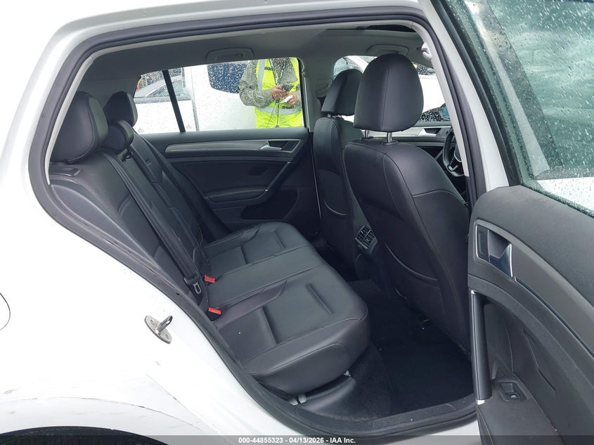 2015 Volkswagen Golf Tsi Se 4-Door VIN: 3VW217AU1FM051073 Lot: 44855323