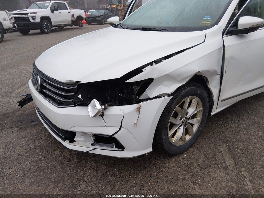 2017 Volkswagen Passat 1.8 1.8T S white Lot 111044855369 Vin 1VWAT7A35HC083168