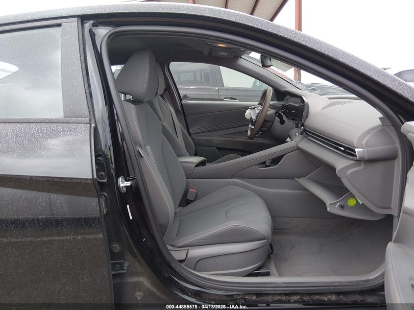 AtlanticExpress - Hyundai Elantra