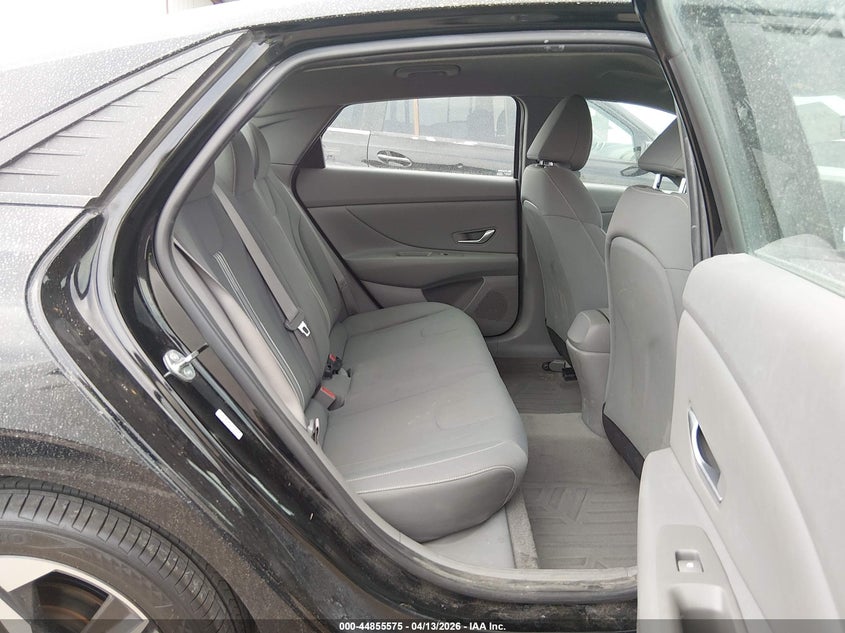 AtlanticExpress - Hyundai Elantra
