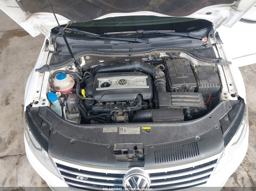 2015 Volkswagen Cc 2.0T R-Line VIN: WVWBP7AN2FE828876 Lot: 44855688