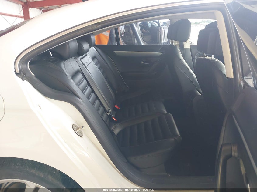 2015 Volkswagen Cc 2.0T R-Line VIN: WVWBP7AN2FE828876 Lot: 44855688