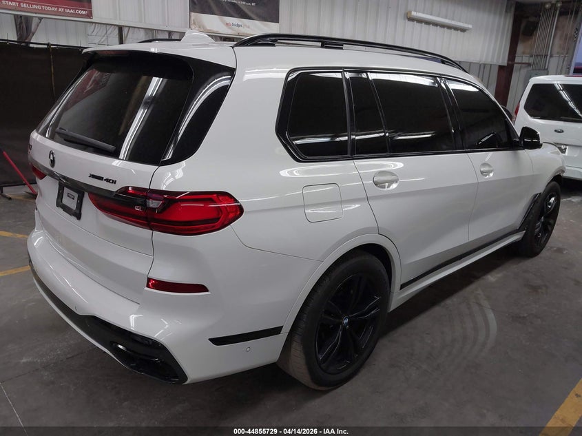 2022 BMW X7 xDrive40I