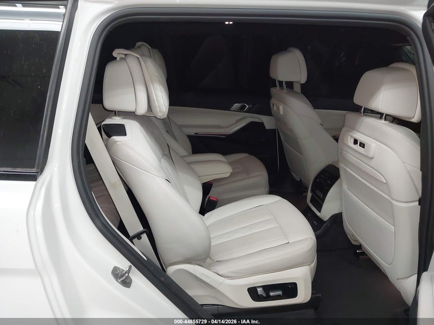 2022 BMW X7 xDrive40I VIN: 5UXCW2C09N9L77396 Lot: 44855729