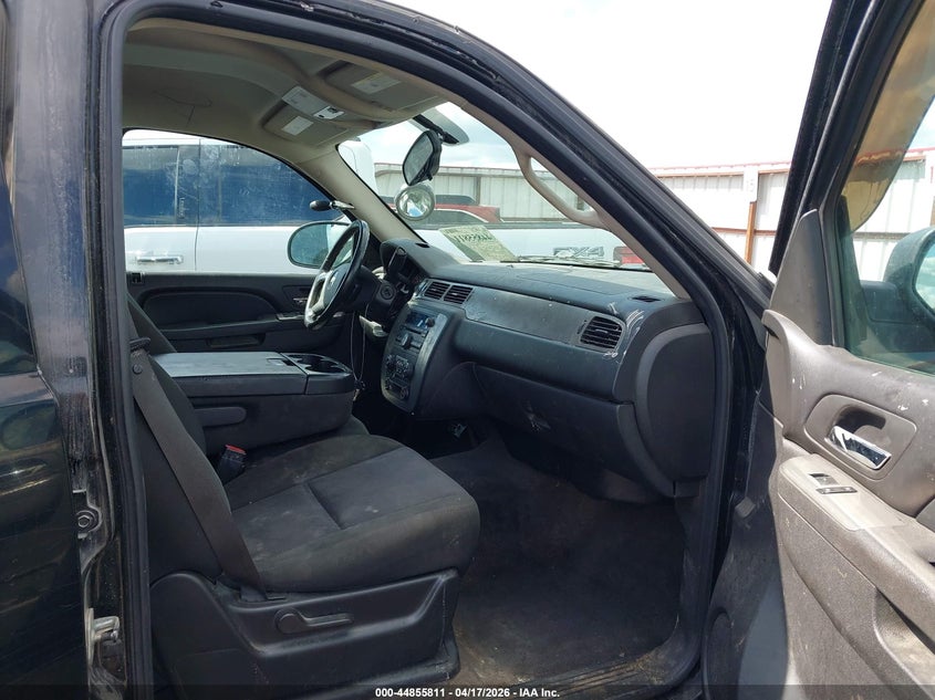 2010 Chevrolet Suburban 1500 Ls