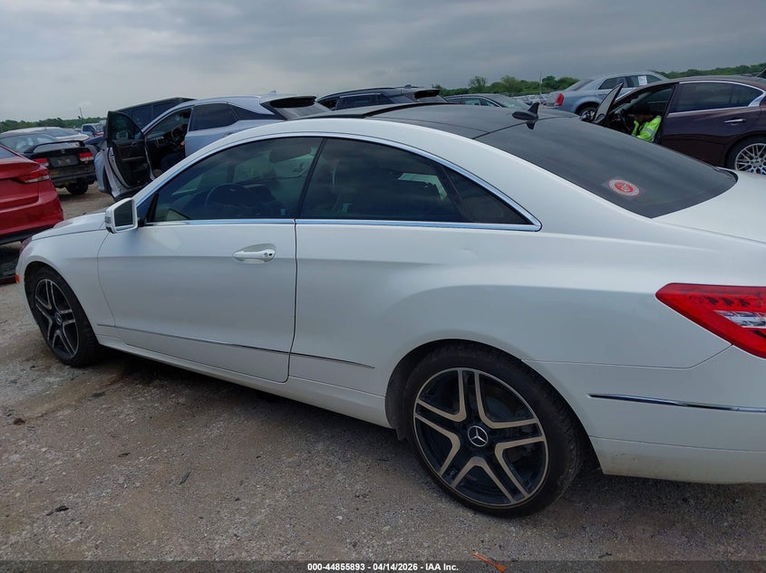 2013 Mercedes-Benz E 350 VIN: WDDKJ5KB3DF199796 Lot: 44855893